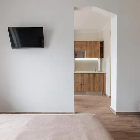 F & B Collection - Metro Urban Lejlighed *