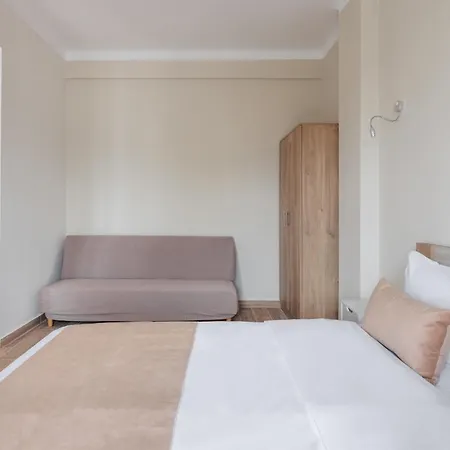 F & B Collection - Metro Urban Apartment Thessaloniki