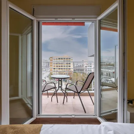 F & B Collection - Metro Urban Lejlighed Thessaloníki