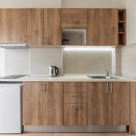 F & B Collection - Metro Urban Thessaloníki